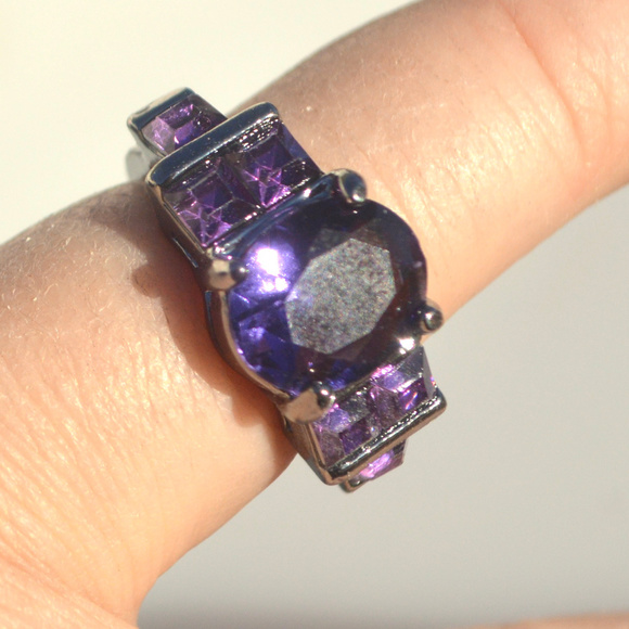 Purple Amethyst Black Gold 18k Ring Size 7 Dinner - Picture 5 of 6